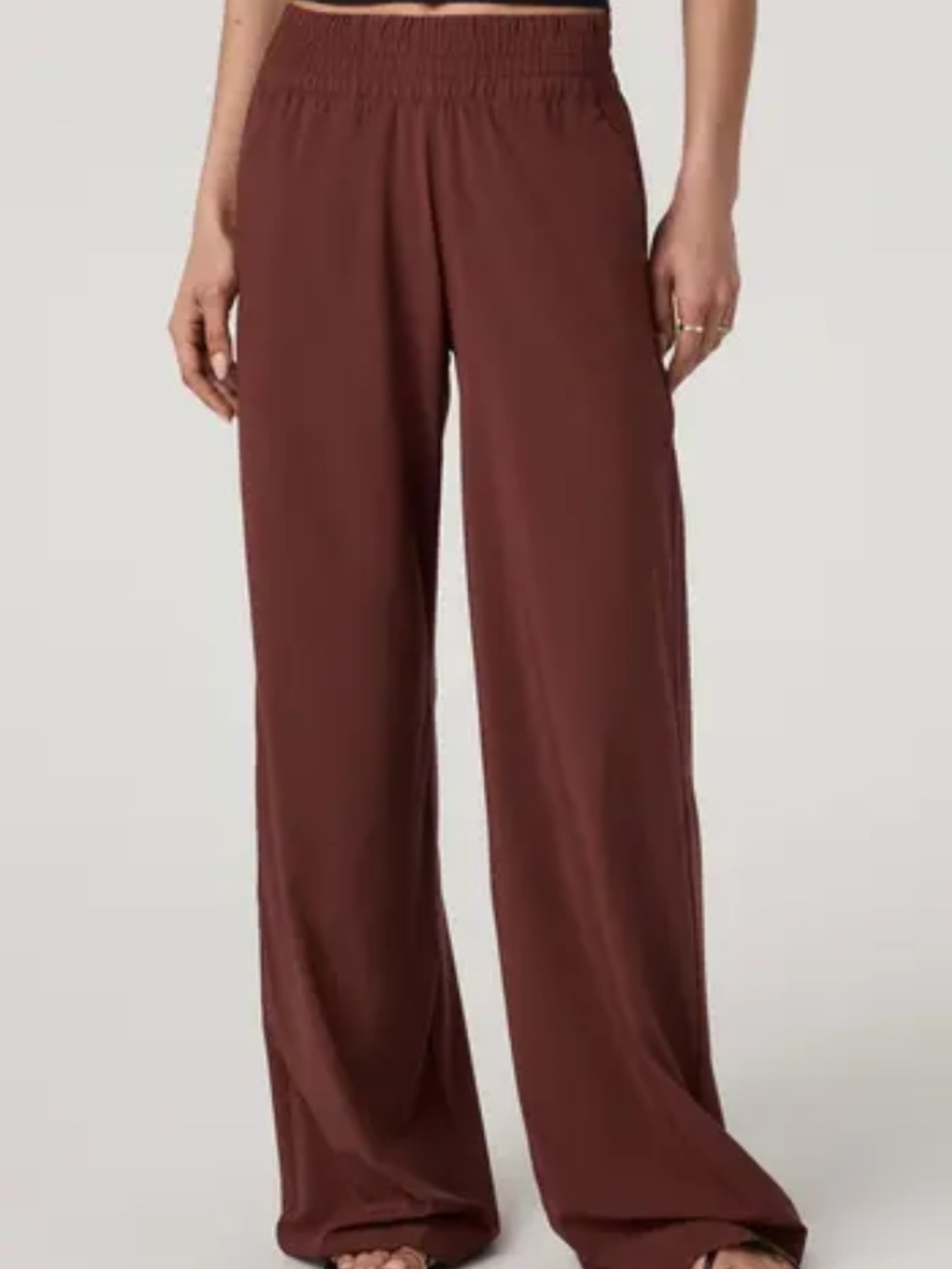 Vuori Villa Wideleg Pants in Burnt Sienna, Size M - Picture 3 of 8
